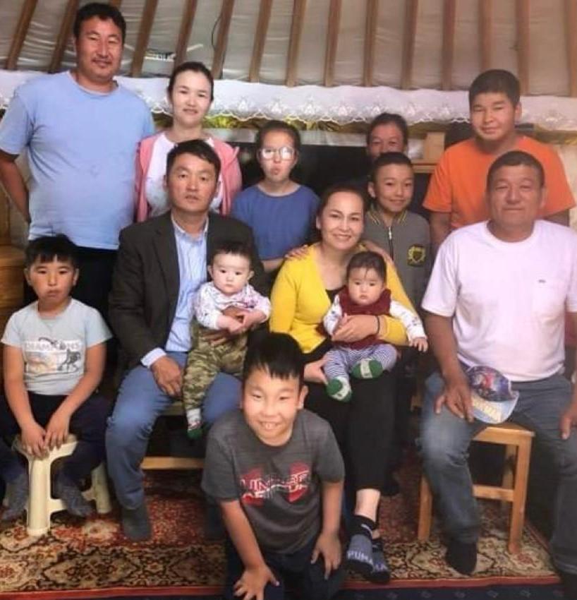 Naraa family